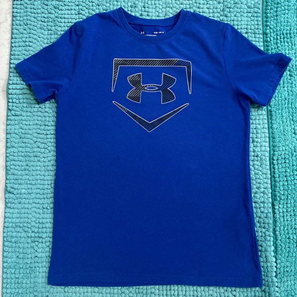 Boys Underarmour tee